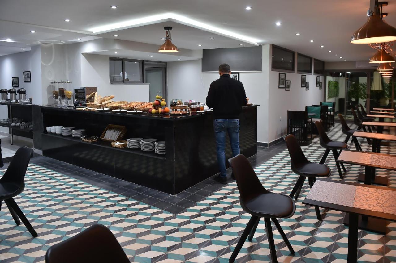 Le Yacht Suites Hotel 卡萨布兰卡 外观 照片